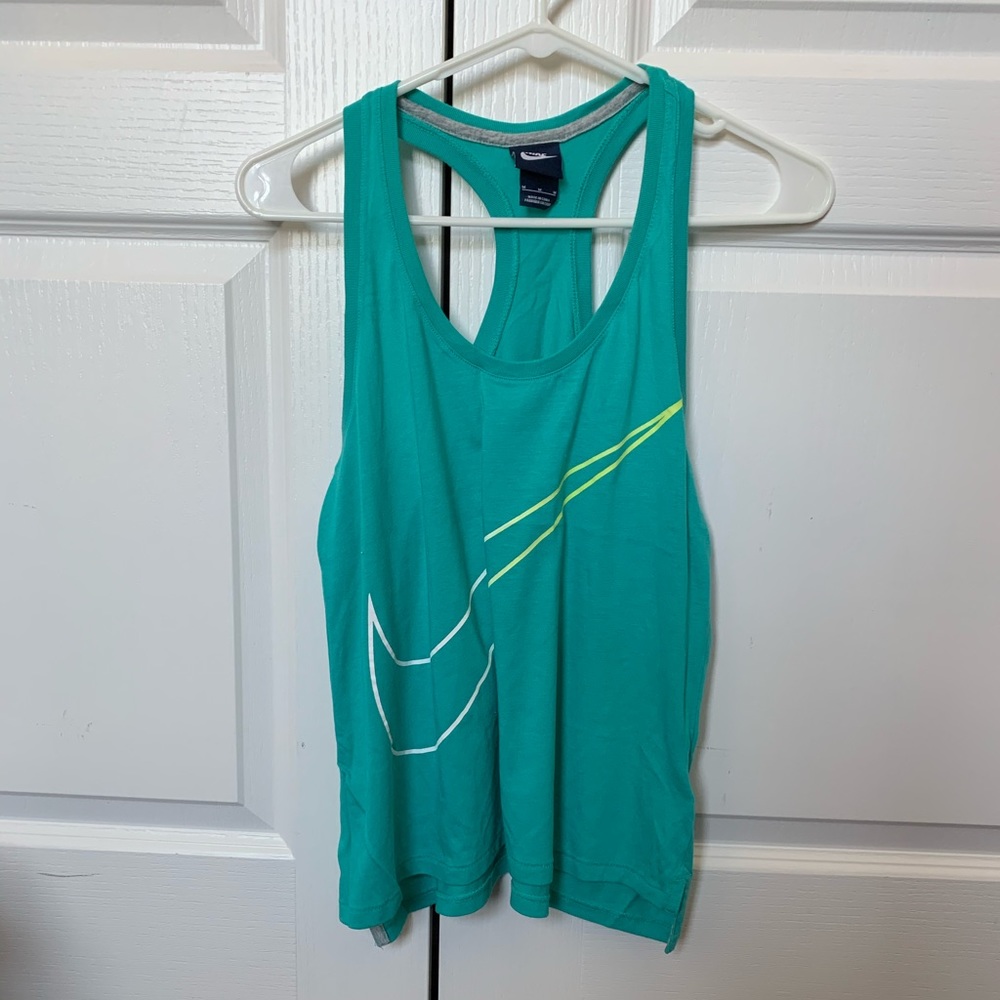 Nike tank